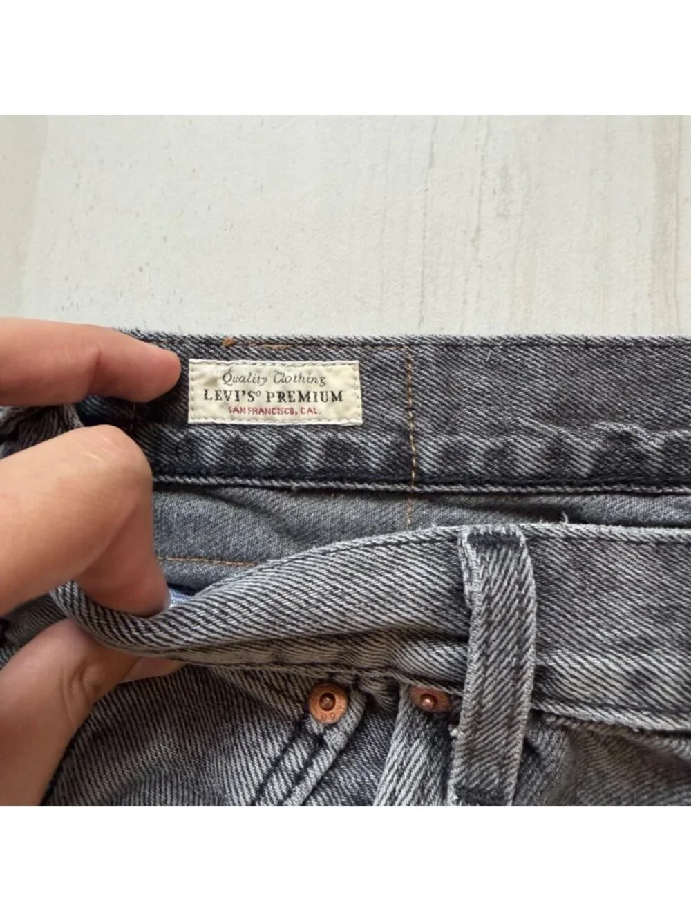 Levis straight fit